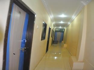 Right Choice Budget Hotel Βομβάη Εξωτερικό φωτογραφία